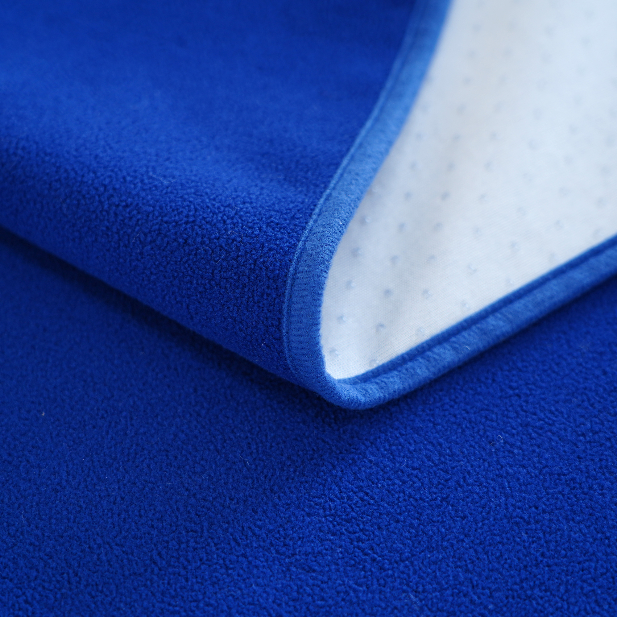 GripMe Waterproof Blanket - Image 4