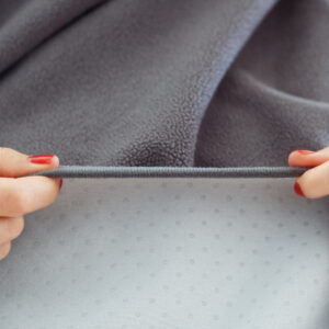 GripMe Waterproof Blanket - Image 33