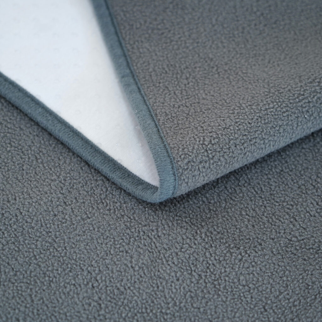 GripMe Waterproof Blanket