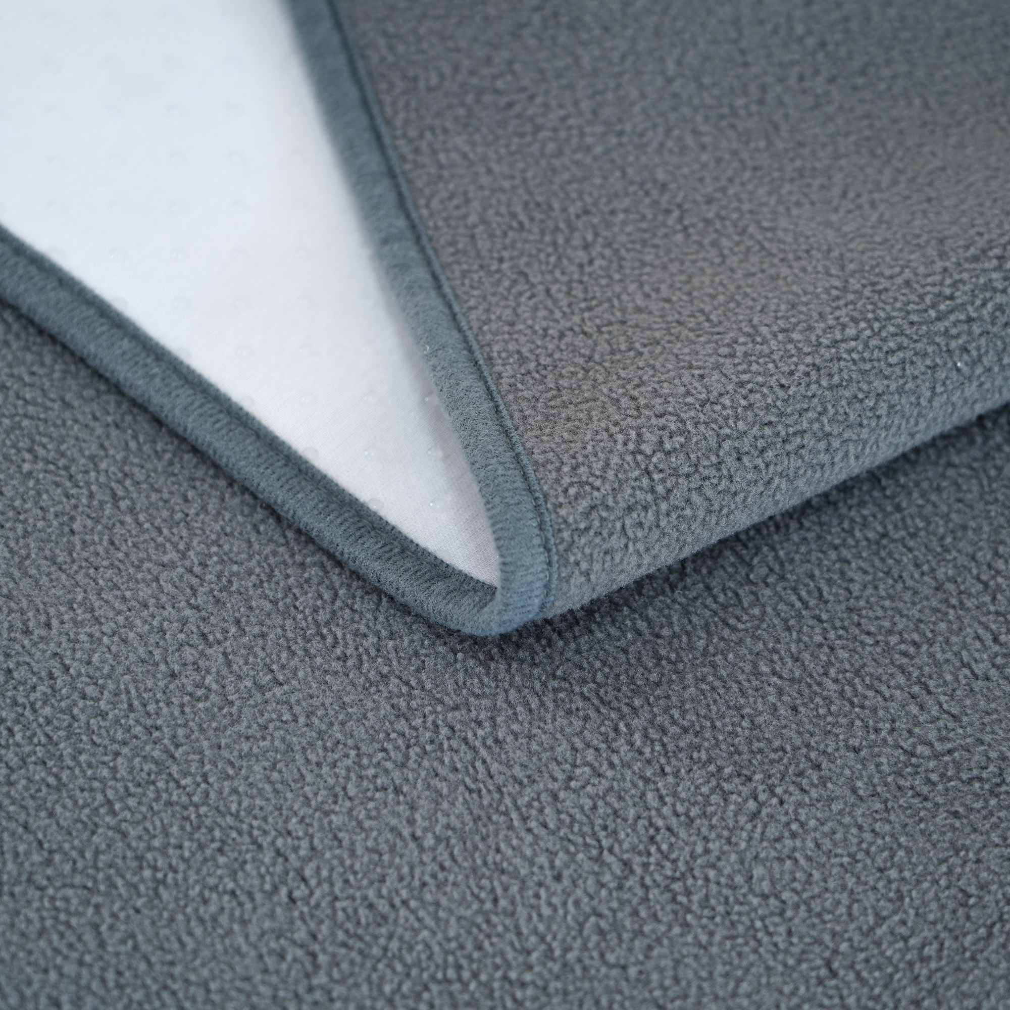 GripMe Waterproof Blanket - Image 6